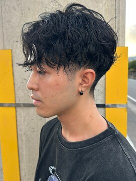 ニアウ 太田店(Niau) センターパートツイストスパイラルパーマツイストパーマメンズ