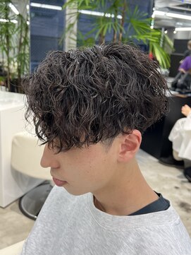 エデアンホンテン メンズサロン(EDEAN 本店 （旧：EDEAN 上通）) 熊本ツイストスパイラルパーマ 波巻きパーマ  メンズ髪型