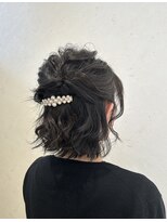 ナゴミノヒトトキ(NAGOMI NO HiTOTOKi)&nbsp;ボブのハーフアップ