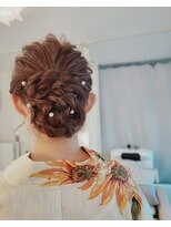 イノチカ(INOCHIKA) バックシニヨン