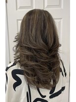 サロンドノア(Salon de NoA)&nbsp;ロングレイヤー×ハイライト