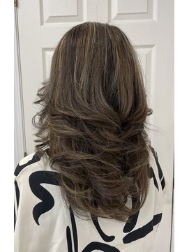 サロンドノア(Salon de NoA) ロングレイヤー×ハイライト