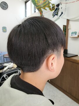 バーバースマイルケーアンドケー(BARBER SMILE K&K) ツーブロック