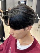 リード 豊洲店(REEED)&nbsp;センターパート縮毛矯正マッシュ刈り上げ毛流れツーブロック