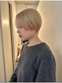 コンパクトショート×ハイトーンベージュ