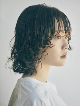 カナン(CANAAN)の写真/【カミカリスマ連続受賞・三ツ星カラーリスト在籍】細部までこだわるカットが魅力の実力派サロン[表参道]