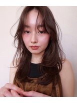 シア(SHEA gakugeidaigaku)&nbsp;育てるカラー(育てるハイライト)×顔まわりレイヤーくびれミディ