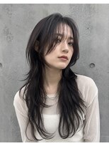ピース バイ シータ(PEACE by CITA)&nbsp;レイヤーで魅せる◎今人気のロングウルフスタイル20代30代40代