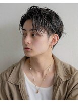 ウィールール 栄町店(WE RULE)&nbsp;ツーブロックセンターパートハンサムショートカットメンズカット