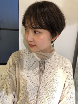 ルーム(Loom.) 厚めバンクデザインカラーショート【Loom./明治神宮前/原宿】