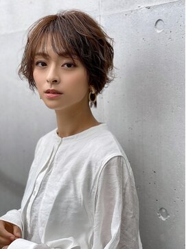 ユアーズ ヘア 恵比寿本店(youres hair) 骨格修正　小顔カット　ショートボブ　　サファイアカラー