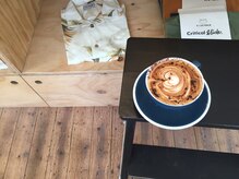 コーヒーにこだわる美容院の謎