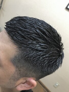 コアズヘア(Core(s)hair) 闘う男のベリーショート