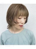 人気のミディアムウルフ× インナーカラー