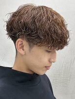 波巻きスパイラルパーマツーブロックメンズマッシュ栄
