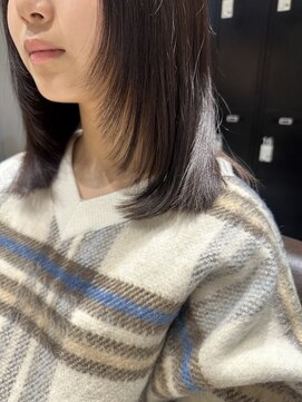 ナイン(N INE.) 顔まわりレイヤーカット
