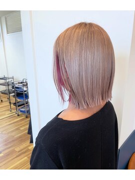 ラグ バイ シゲルカットクラブ 神田久志本店(lag) ハイトーンボブ×インナーカラー