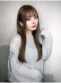 ナチュラルストレートエクステで仕上げる上品ロング