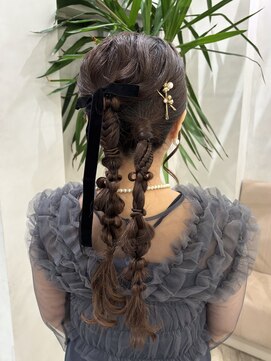カノン(kanon hair&beauty) 個性派ツイン編みおろし