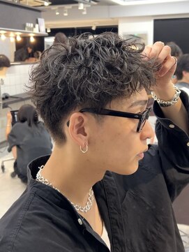 アンサー 渋谷(ANSWER) スパイキーショートツイストスパイラルパーマ短髪ツーブロック