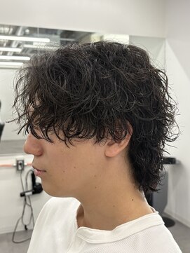 レボ 神宮寺店(Revo) 細め強め。サーフカールスタイル
