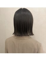 アンドワン 自由が丘(＆ONE)&nbsp;【&ONE 自由が丘】オリーブグレージュ×切りっぱなしボブ