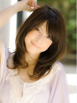 スタジオテオ(studio Teo) 大人のモテ愛されワンカールセミディ×小顔ひし形シルエット