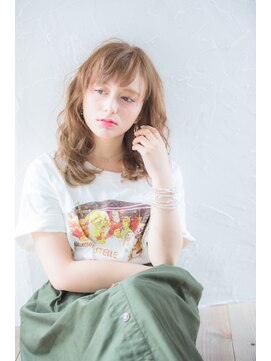 ミエル ヘア 新宿(miel hair) ミルクティーカラーベージュハイライトカラー