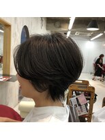 ルース(RUTH)&nbsp;暗めグレージュ  ショート