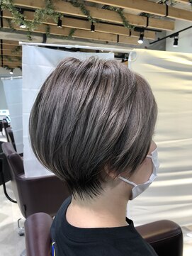 トゥルース 獨協大学前店(Hair&Make TRUTH) グレージュショート
