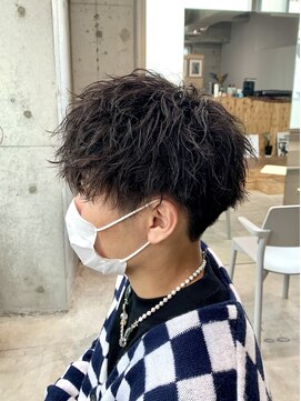 ライラ(Lyla) guest Style刈り上げマッシュ ツイストスパイラル