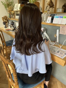 ベルタバイメルク(belta by merc.) お手入れカットブラウンカラー