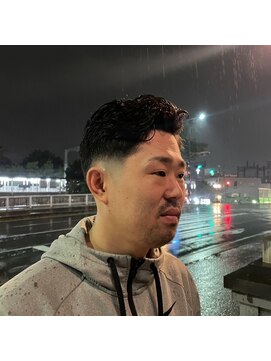コガ(Coga) men's ローフェード+パーマ/30代40代50代方に多いいスタイル