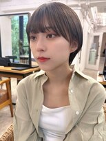 ハニー 町田(HONEY)&nbsp;ハンサムショート　マッシュ　ワイドバング　オリーブグレージュ