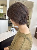 くびれボブ × 秋冬ベージュ