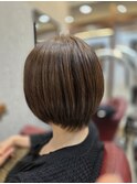 ショートボブ