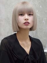 オルズ 渋谷(ALLZ) 顔まわり姫カットホワイトミルクティー切りっぱなしショートボブ