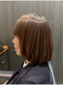 大人女性のためのエレガントボブ