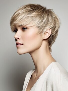 アルトリスト(Altruist Aging×HAIR&SPA) ☆イメチェンピンクベージュアンブレラカラー前髪クールショート