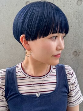 オーク 学芸大学(OAK) ブルーブラック刈り上げマッシュケアブリーチブルーヘア