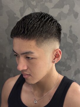 ヒロギンザ 難波店(HIRO GINZA) 「鋭さと洗練、クロップで魅せる。」