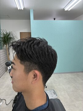 メンズカットツーブロック