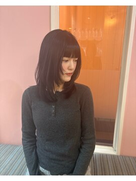 フィガロ ウメダ(FIGARO UMEDA) モードレイヤーミディアム02.04似合わせカット