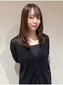 8. 黒髪ミディアム/シースルーバング/デザインカラー