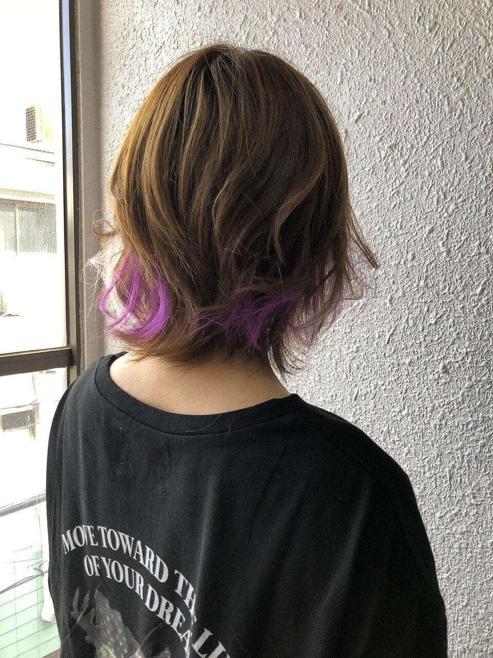 ショートヘアへのポイントメッシュエクステ 【シールエクステ