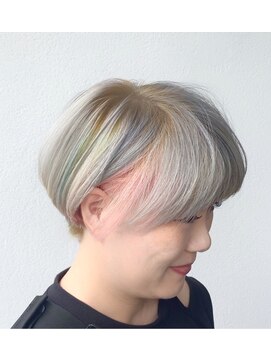 ヘアーデザイニングアリュール(Hair Desining ALLUЯE) ハイトーンカラー【総社美容室】【総社美容院】【人気】【総社】