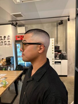 フランクスバーバーリザーブ 人形町店(FRANK’S BARBER RESERVE) BUZZ CUT S