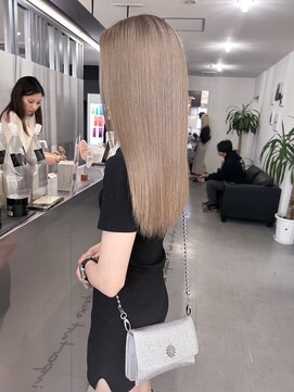 キング(K!ng) 縮毛矯正髪質改善ハイライトレイヤーカット枚方美容室エクステ