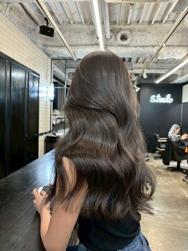 スティーロ 渋谷(Steelo) 海外風レイヤー×グレージュ