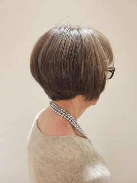 松本平太郎美容室 国立店 60代70代×シニアグラデーションボブ×イノアカラー×ハイライト